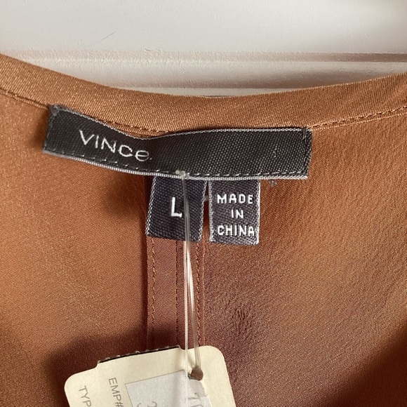 Vince NWT Sleeveless Rust Silk Top Size Large - Picture 2 of 9